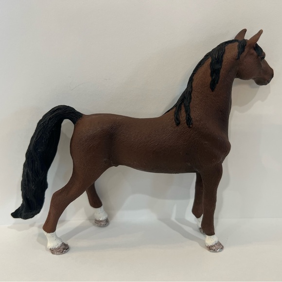 Schleich Saddlebred Gelding - Picture 3 of 3